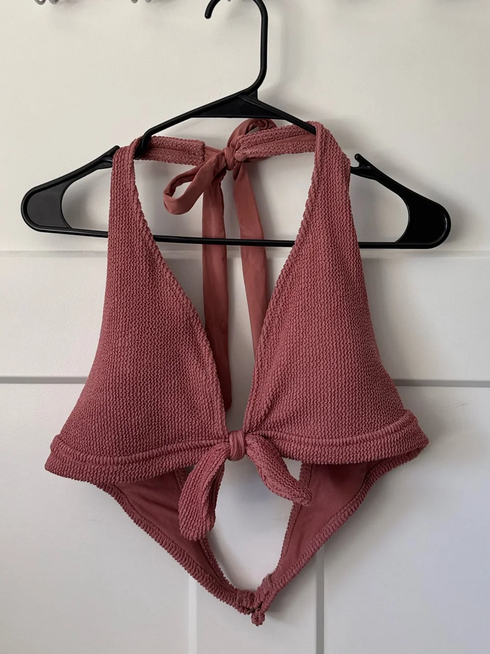 Kona Sol Textured Tie-Front Halter Bikini Top — Dusty Rose